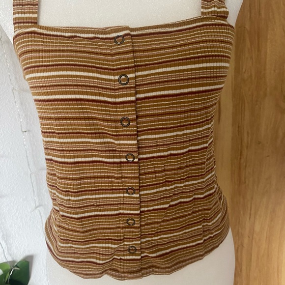 American Eagle Rib Tank - Picture 2 of 4